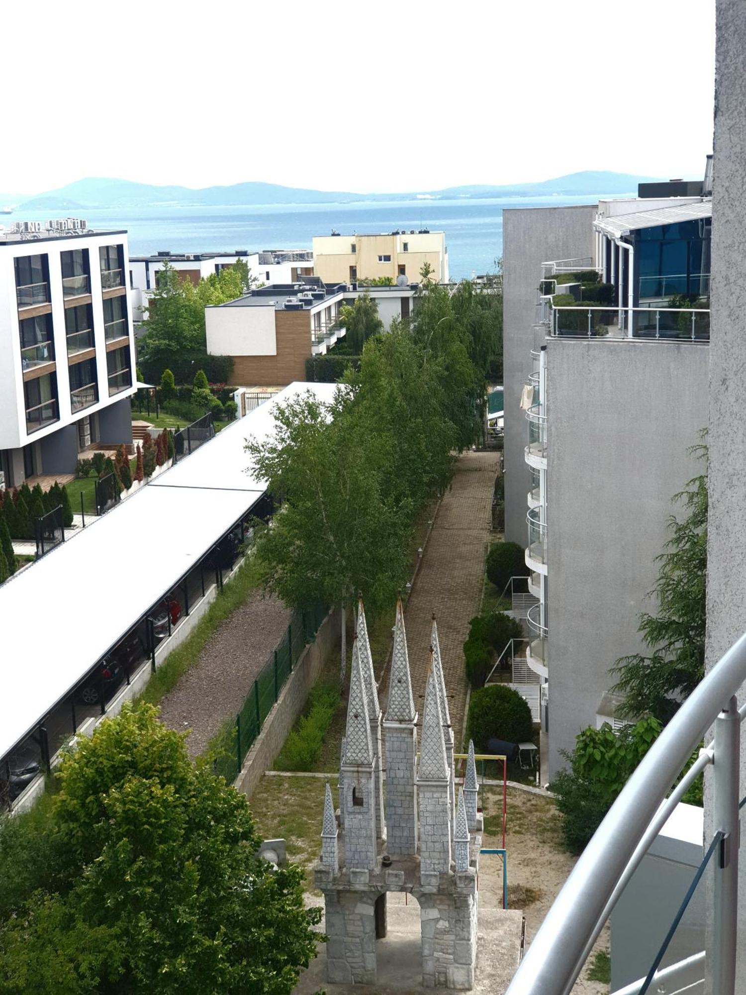 Elena'S Lux Aparthotel - Town & Sea View - Atlantis Spa Sarafovo Dış mekan fotoğraf