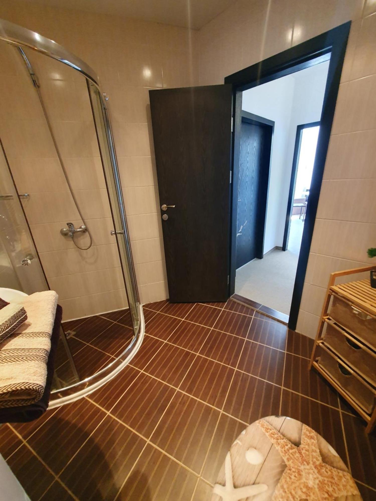 Elena'S Lux Aparthotel - Town & Sea View - Atlantis Spa Sarafovo Dış mekan fotoğraf